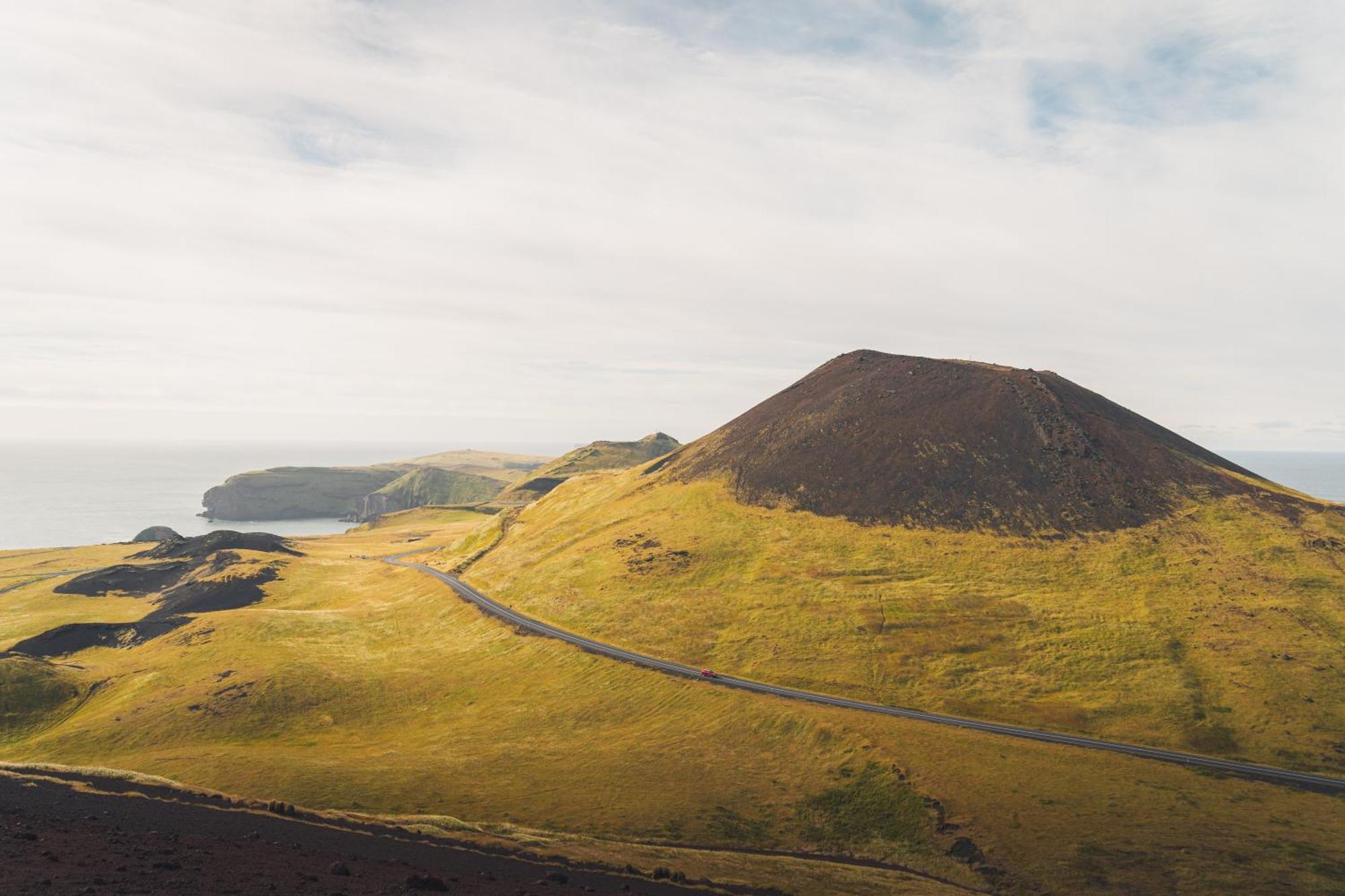 Westman Islands Inn Vestmannaeyjar Ngoại thất bức ảnh