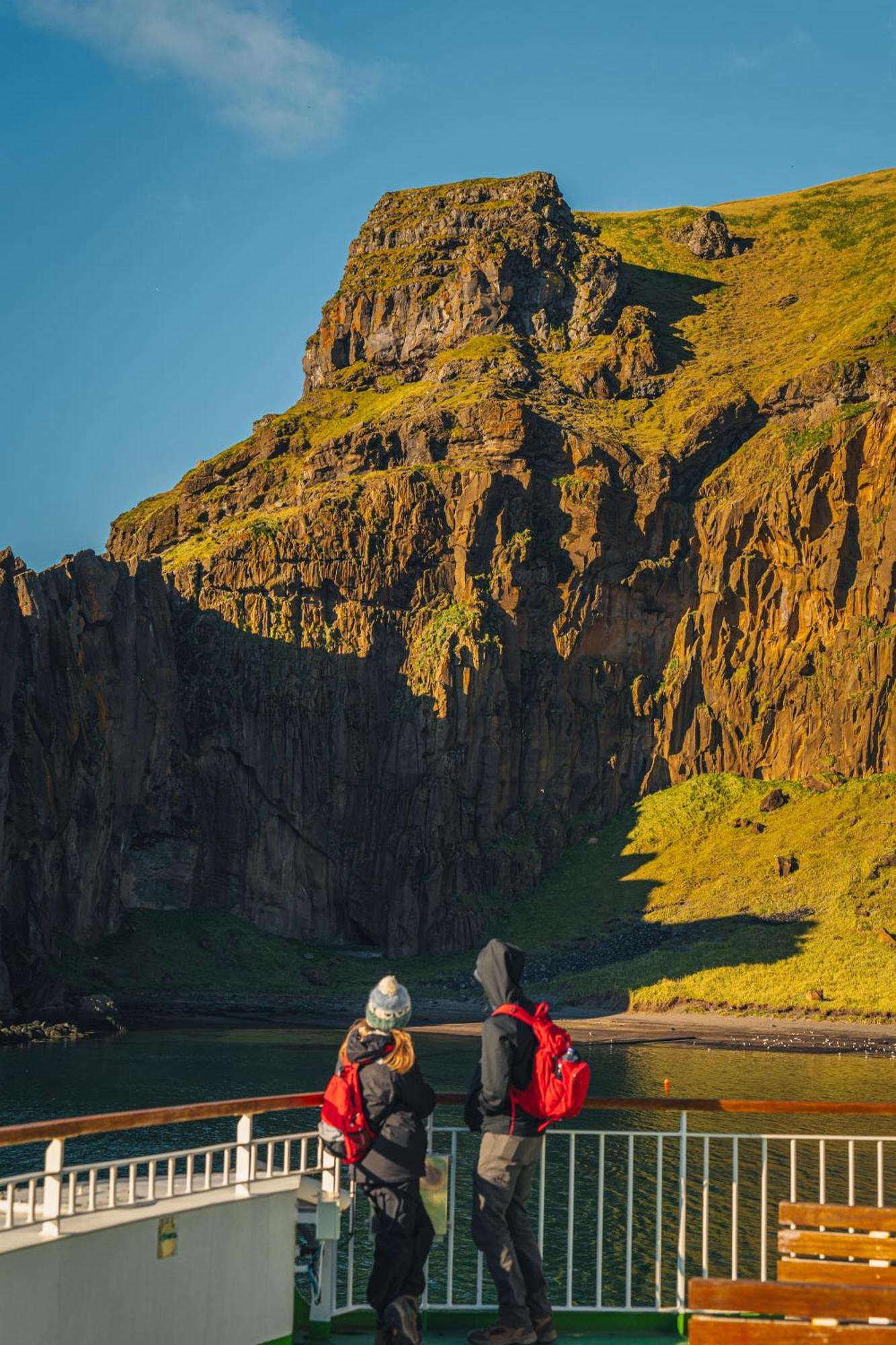 Westman Islands Inn Vestmannaeyjar Ngoại thất bức ảnh