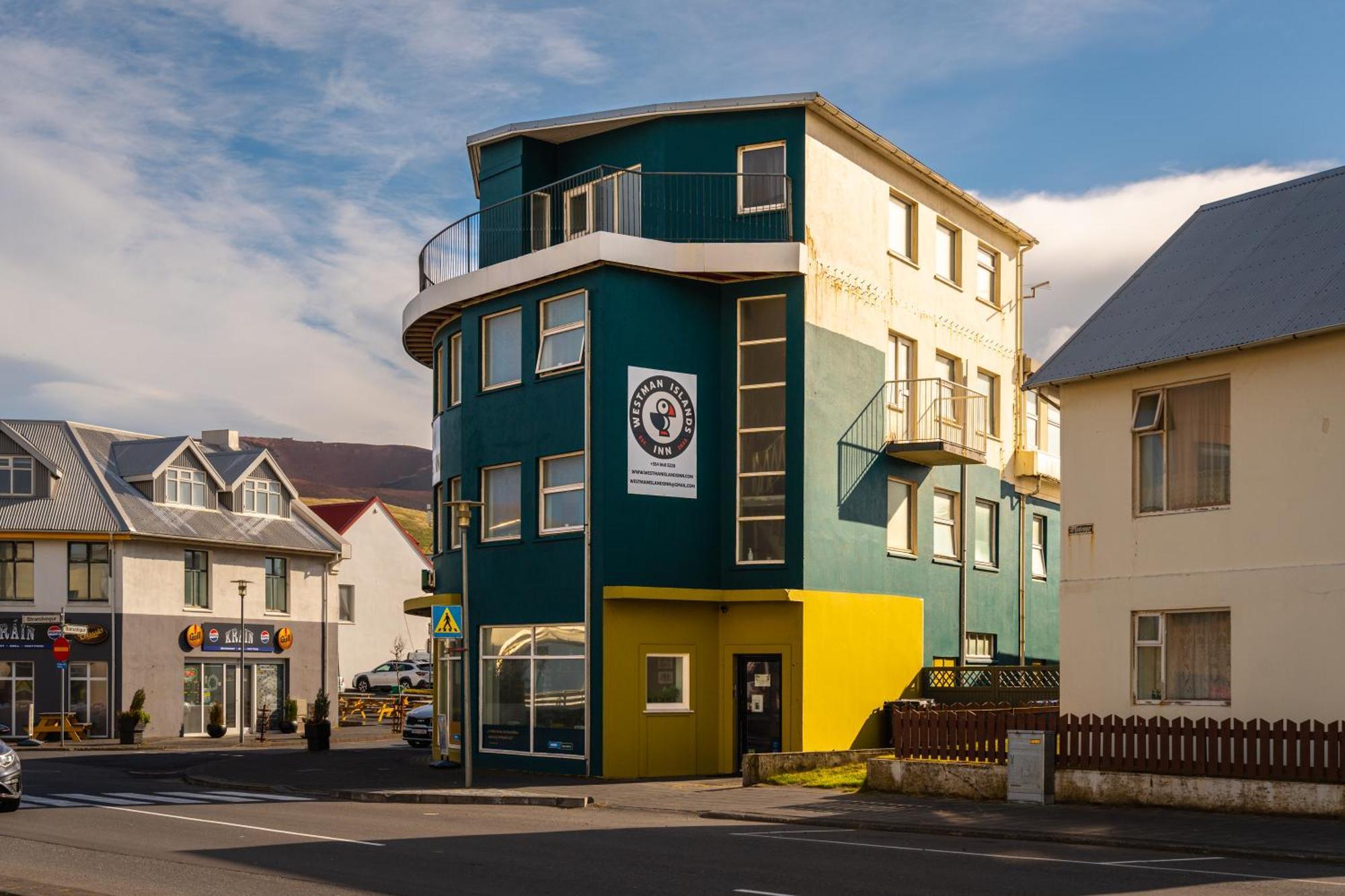 Westman Islands Inn Vestmannaeyjar Ngoại thất bức ảnh